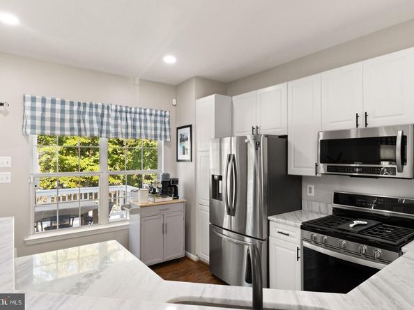 12001 Edgemere Circle, Reston VA 20190