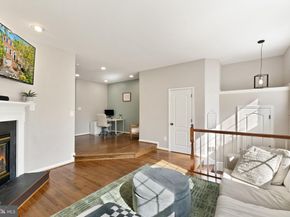 12001 Edgemere Circle, Reston VA 20190