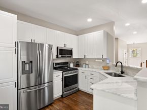 12001 Edgemere Circle, Reston VA 20190