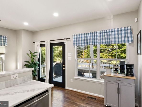 12001 Edgemere Circle, Reston VA 20190