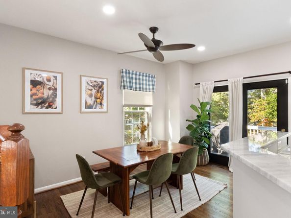 12001 Edgemere Circle, Reston VA 20190