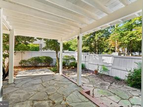 12001 Edgemere Circle, Reston VA 20190