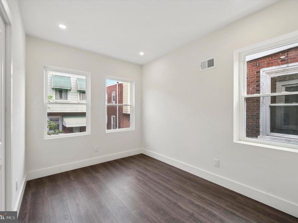 5613 Pemberton Street, Philadelphia PA 19143