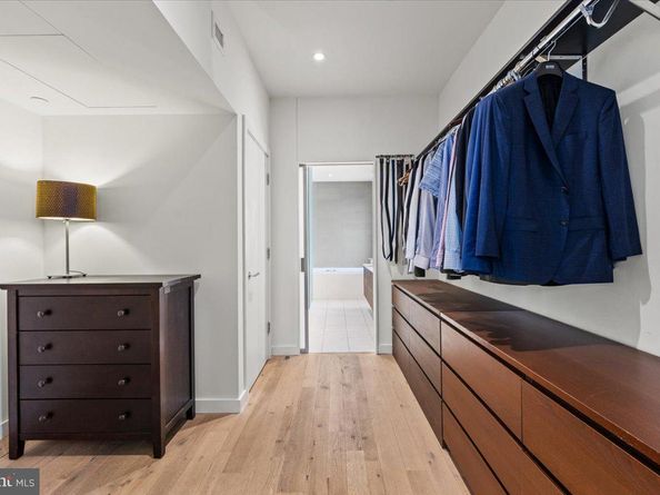 1932 9TH Street NW 402, Washington DC 20001
