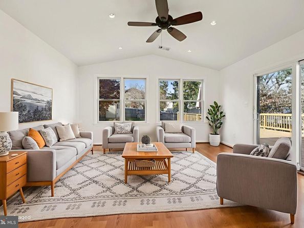 3130 Cofer Road, Falls Church VA 22042