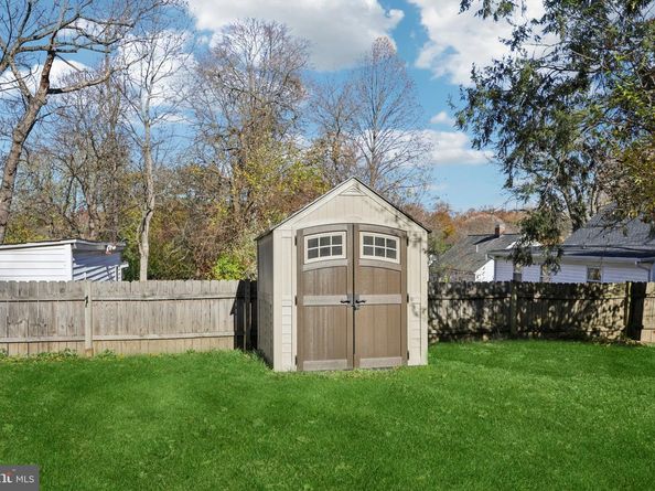 3130 Cofer Road, Falls Church VA 22042