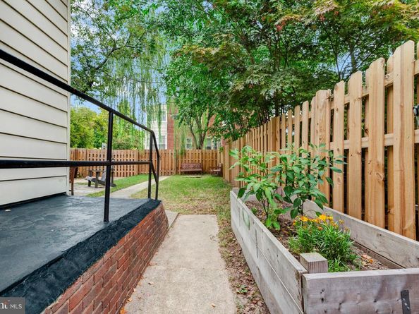 3003 10TH Street NE, Washington DC 20017