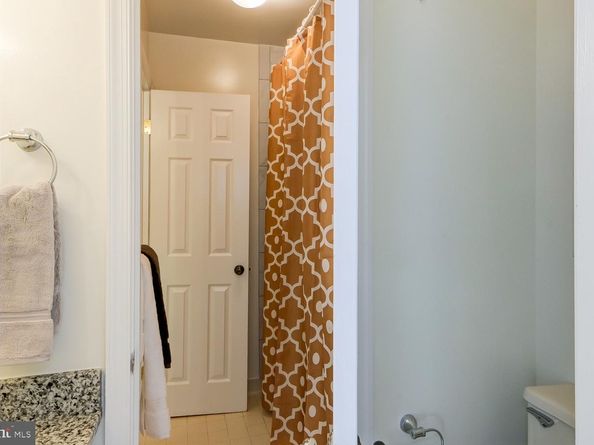 615 N Tazewell Street, Arlington VA 22203