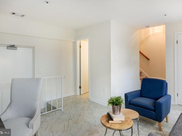 615 N Tazewell Street, Arlington VA 22203