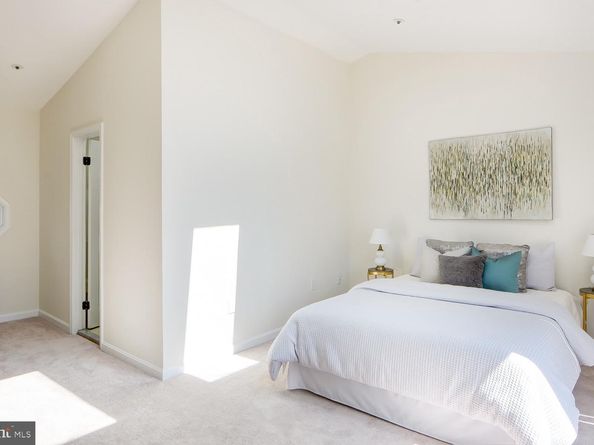 615 N Tazewell Street, Arlington VA 22203