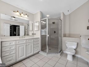 222 Hillsboro Mills Lane, Wallingford PA 19086