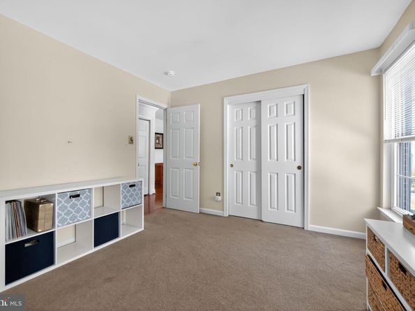 222 Hillsboro Mills Lane, Wallingford PA 19086