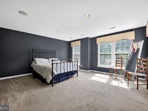 222 Hillsboro Mills Lane, Wallingford PA 19086