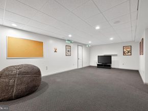 222 Hillsboro Mills Lane, Wallingford PA 19086