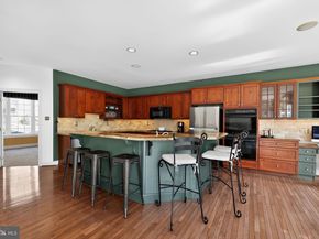 222 Hillsboro Mills Lane, Wallingford PA 19086