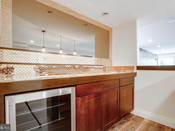 510 Walker Street SW, Vienna VA 22180
