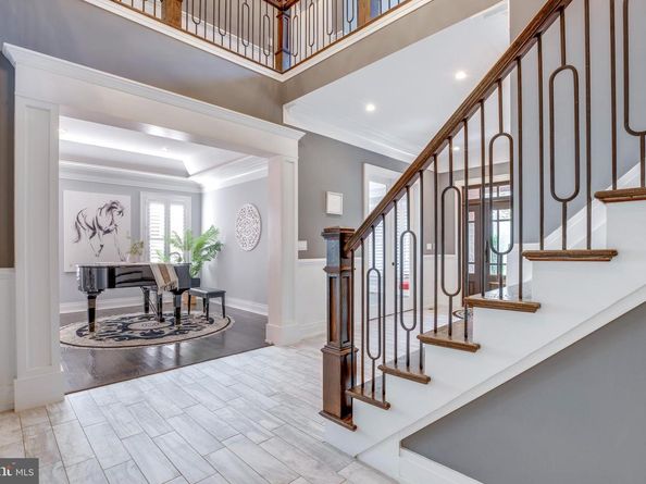 510 Walker Street SW, Vienna VA 22180