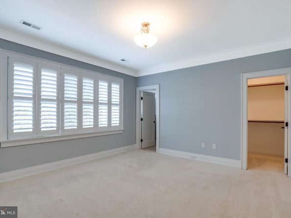 510 Walker Street SW, Vienna VA 22180