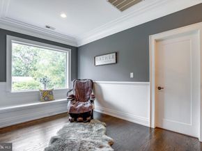 510 Walker Street SW, Vienna VA 22180