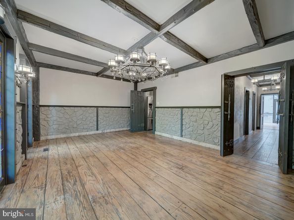 2142 Cathedral Avenue NW, Washington DC 20008
