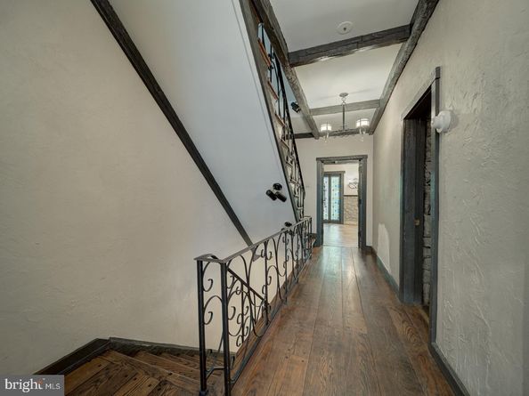 2142 Cathedral Avenue NW, Washington DC 20008