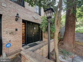 2142 Cathedral Avenue NW, Washington DC 20008
