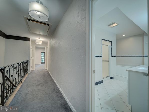2142 Cathedral Avenue NW, Washington DC 20008
