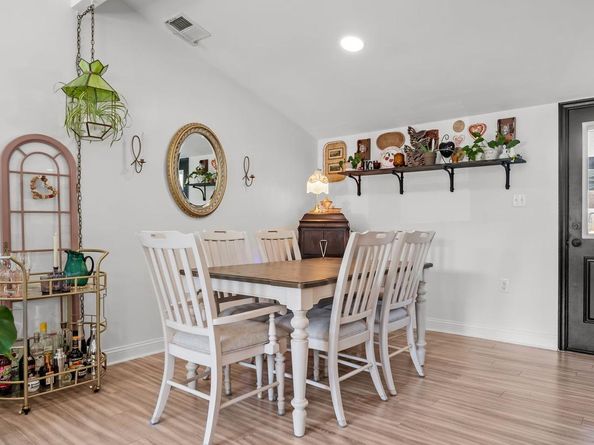 57 Island Road, Levittown PA 19057
