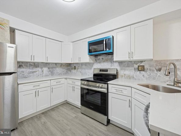 307 Cheswold Court 307, Chesterbrook PA 19087