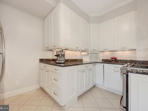 3031 Sedgwick Street NW 102E, Washington DC 20008