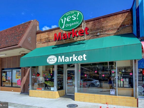 3031 Sedgwick Street NW 102E, Washington DC 20008