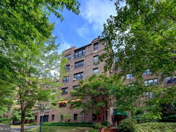 3031 Sedgwick Street NW 102E, Washington DC 20008