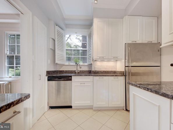 3031 Sedgwick Street NW 102E, Washington DC 20008