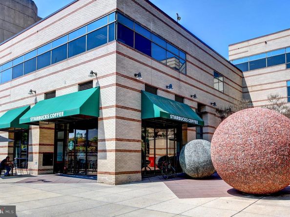 3031 Sedgwick Street NW 102E, Washington DC 20008