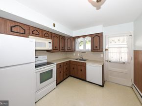 7812 Halstead Street, Philadelphia PA 19111