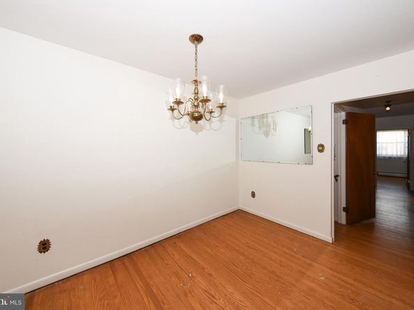 7812 Halstead Street, Philadelphia PA 19111