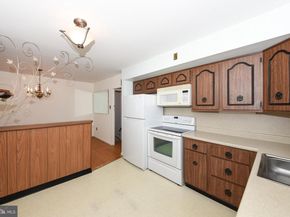 7812 Halstead Street, Philadelphia PA 19111