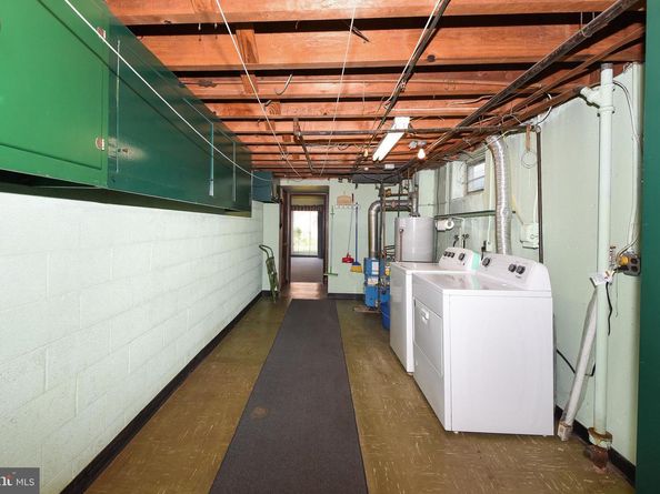 7812 Halstead Street, Philadelphia PA 19111