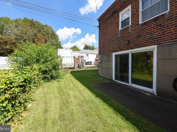 7812 Halstead Street, Philadelphia PA 19111