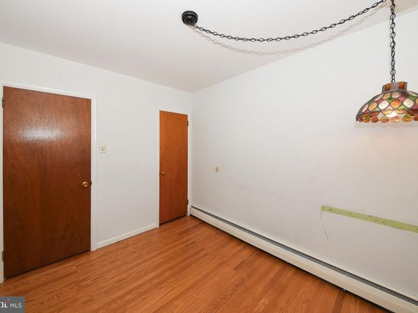 7812 Halstead Street, Philadelphia PA 19111