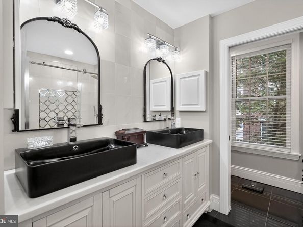 409 S 13TH Street, Philadelphia PA 19147