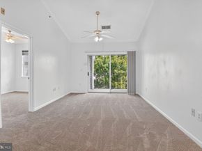 12945 Centre Park Circle 403, Herndon VA 20171