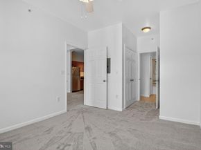 12945 Centre Park Circle 403, Herndon VA 20171