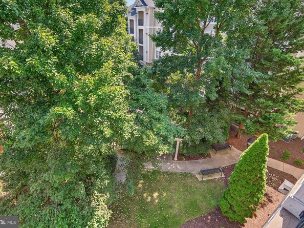 12945 Centre Park Circle 403, Herndon VA 20171