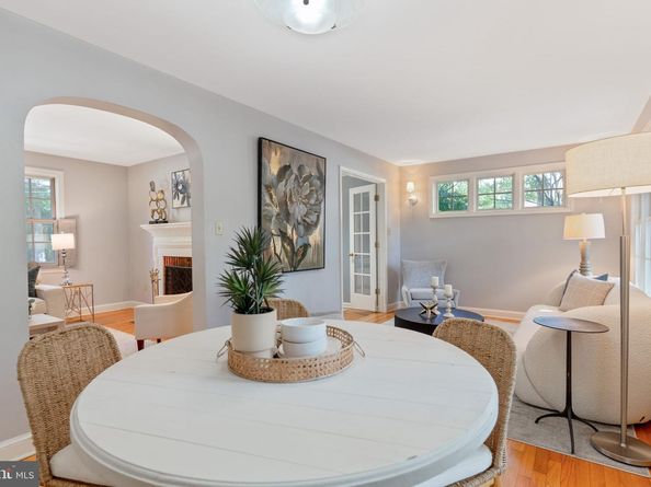 4612 24TH Street N, Arlington VA 22207