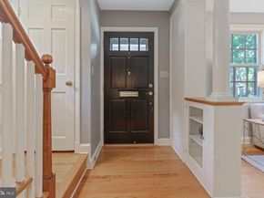 4612 24TH Street N, Arlington VA 22207