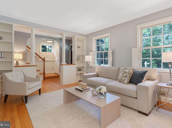 4612 24TH Street N, Arlington VA 22207