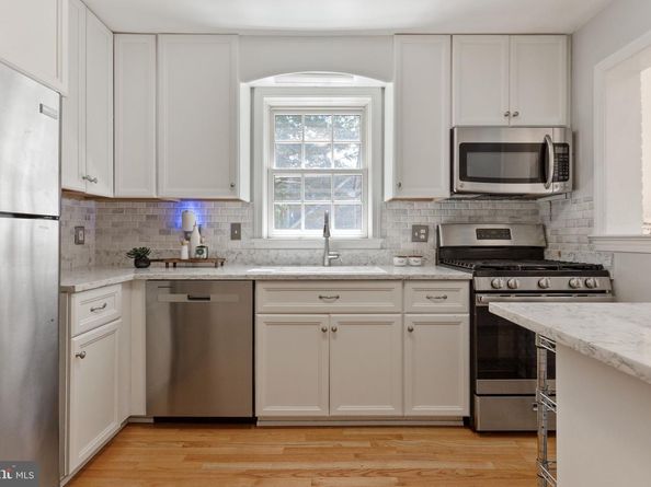 4612 24TH Street N, Arlington VA 22207