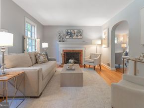 4612 24TH Street N, Arlington VA 22207
