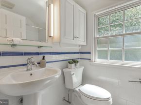 4612 24TH Street N, Arlington VA 22207